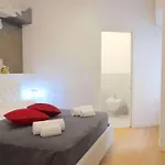 Vr - Regina In The Apartment