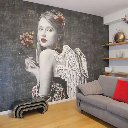 Vr - Regina In The Apartman